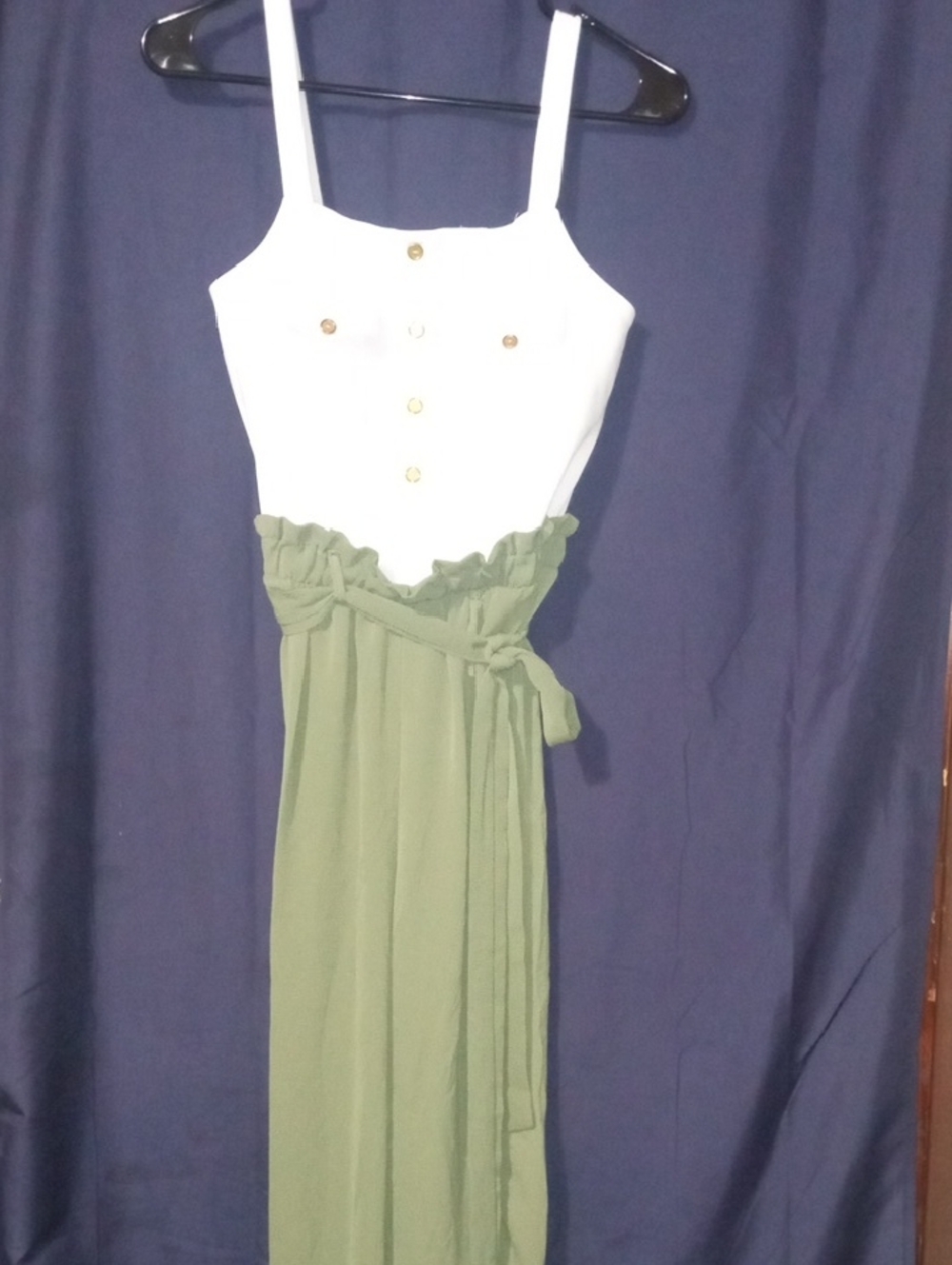 Riley & James White & Olive Green Tie-Waist Jumpsuit
